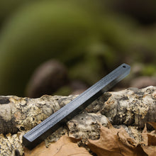 Lade das Bild in den Galerie-Viewer, Quadratischer XXL Feuerstahl 20 cm