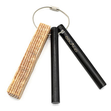 Lade das Bild in den Galerie-Viewer, Ödland 10 cm Feuerstahl mit Kienspan und Schaber