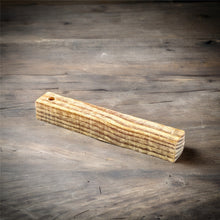 Lade das Bild in den Galerie-Viewer, Ödland 10 cm Feuerstahl mit Kienspan und Schaber