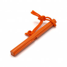 Lade das Bild in den Galerie-Viewer, Ödland XXL Feuerstahl - Feuerstarter - In Signalfarbe orange - Starker Funkenflug - Für Bushcraft, Survival, Outdoor und Camping