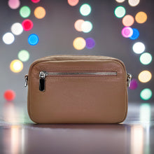 Lade das Bild in den Galerie-Viewer, Schultertasche - Crossbody Bag aus echtem, weichem Leder
