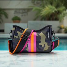 Lade das Bild in den Galerie-Viewer, Schultertasche - Crossbody Bag aus Neopren von ANGTEX