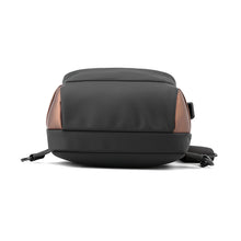 Lade das Bild in den Galerie-Viewer, Brusttasche/Crossbody Bag mit USB-Zugang