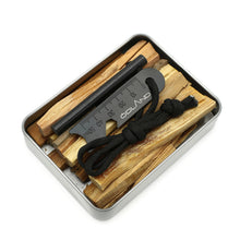 Lade das Bild in den Galerie-Viewer, Feuerstahl mit Kienspan in Zinnbox von Ödland
